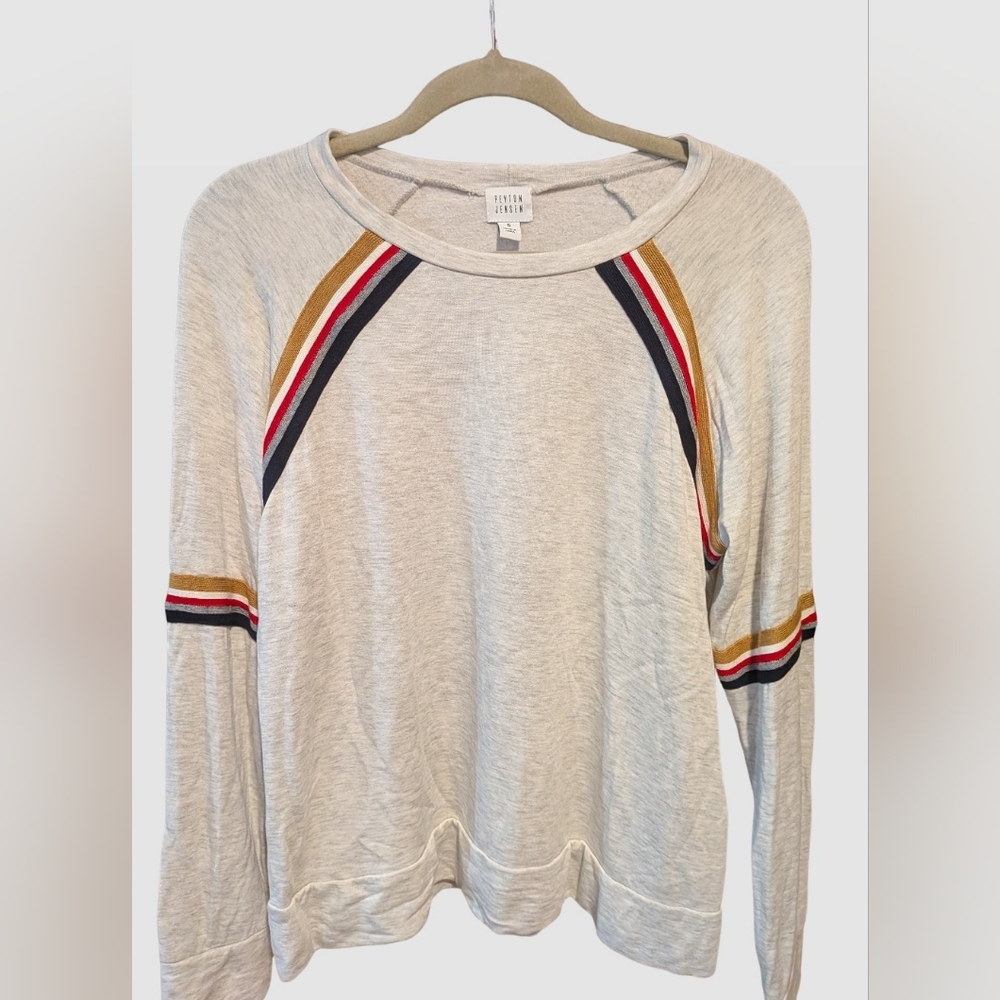 Peyton Jensen’s long sleeve shirt. Cream Size S